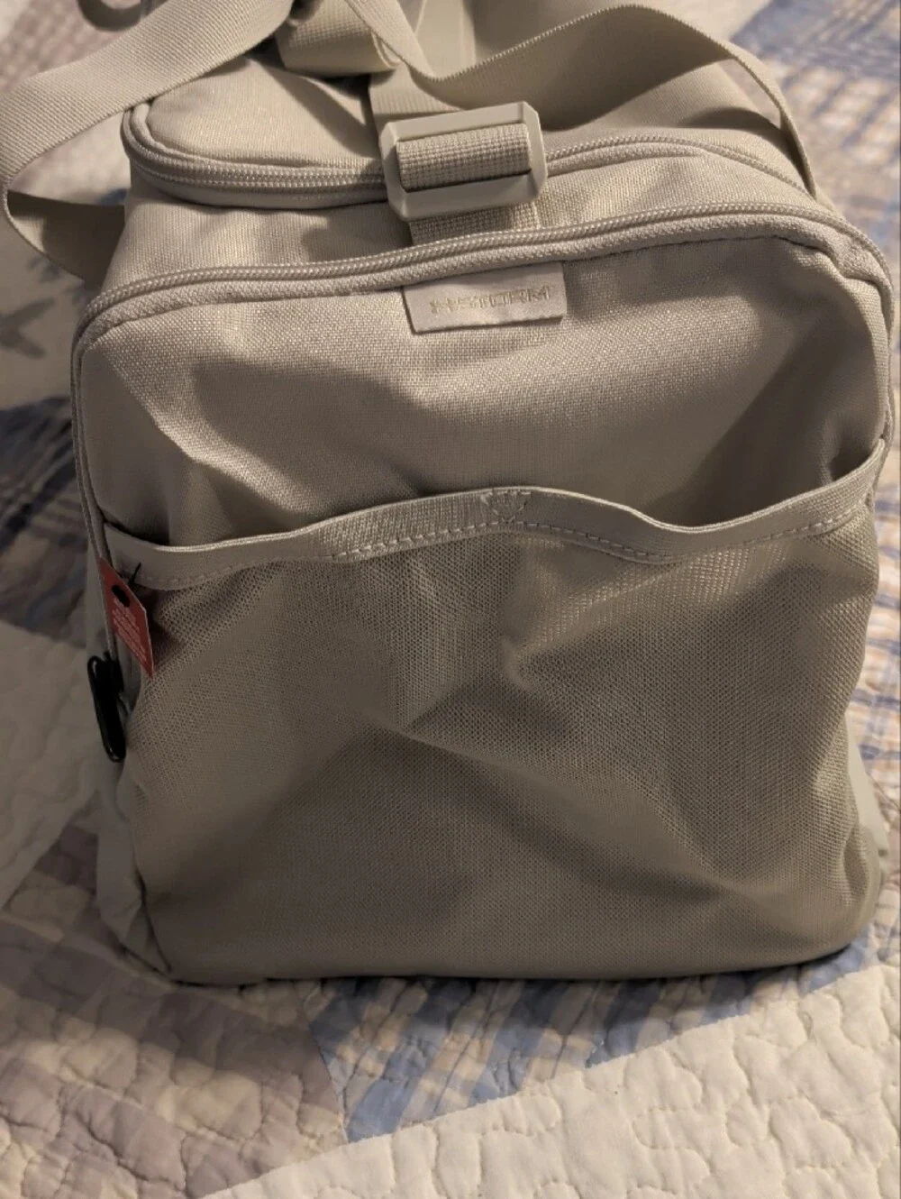 Under Armour Men’s Light Beige Duffel Bag